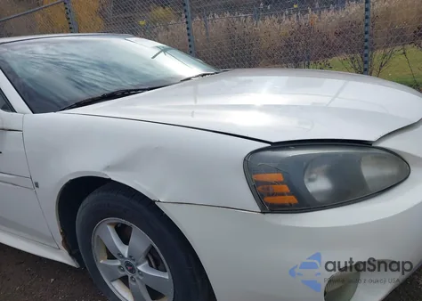 2006 Pontiac Grand Prix z USA, uszkodzony, nr VIN 2G2WP552561107902